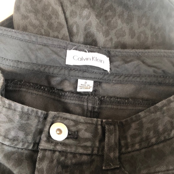 EUC Calvin Klein size 2 - Picture 3 of 6